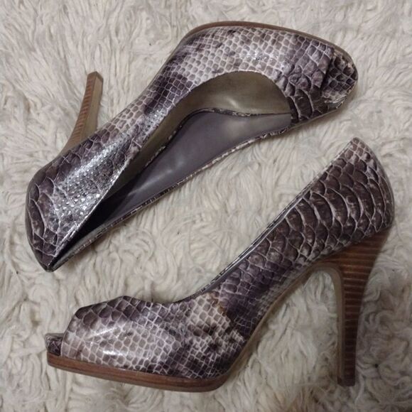 steve madden snake print heels - Picture 5 of 8